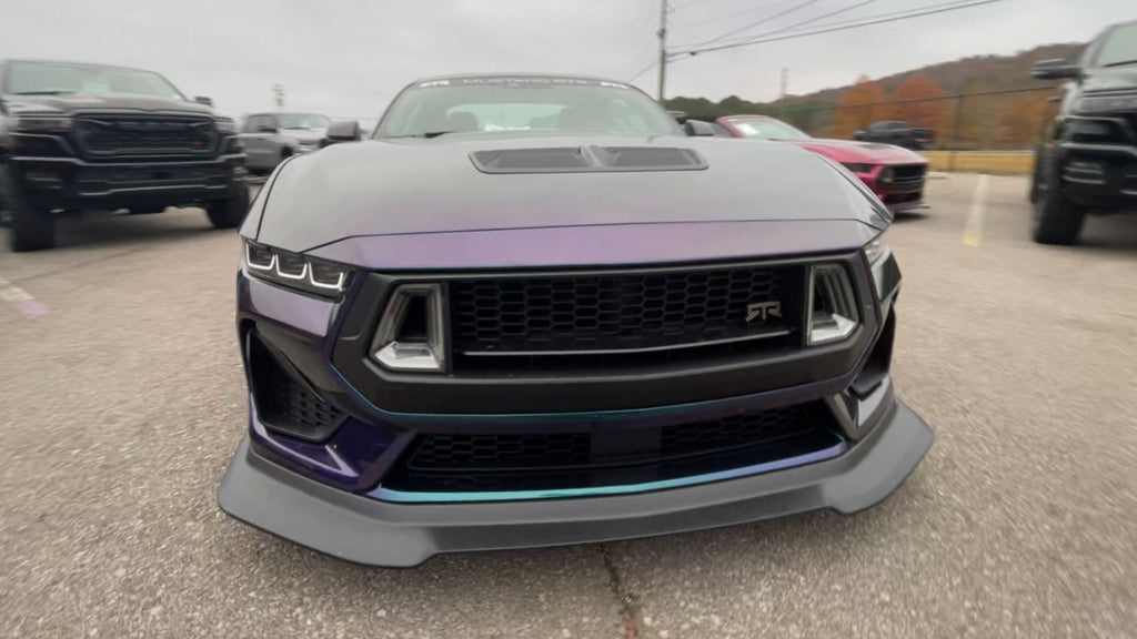 Vehicle Image 6