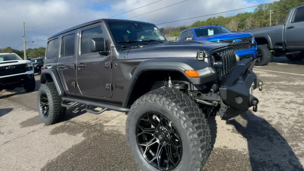 Vehicle Image 6