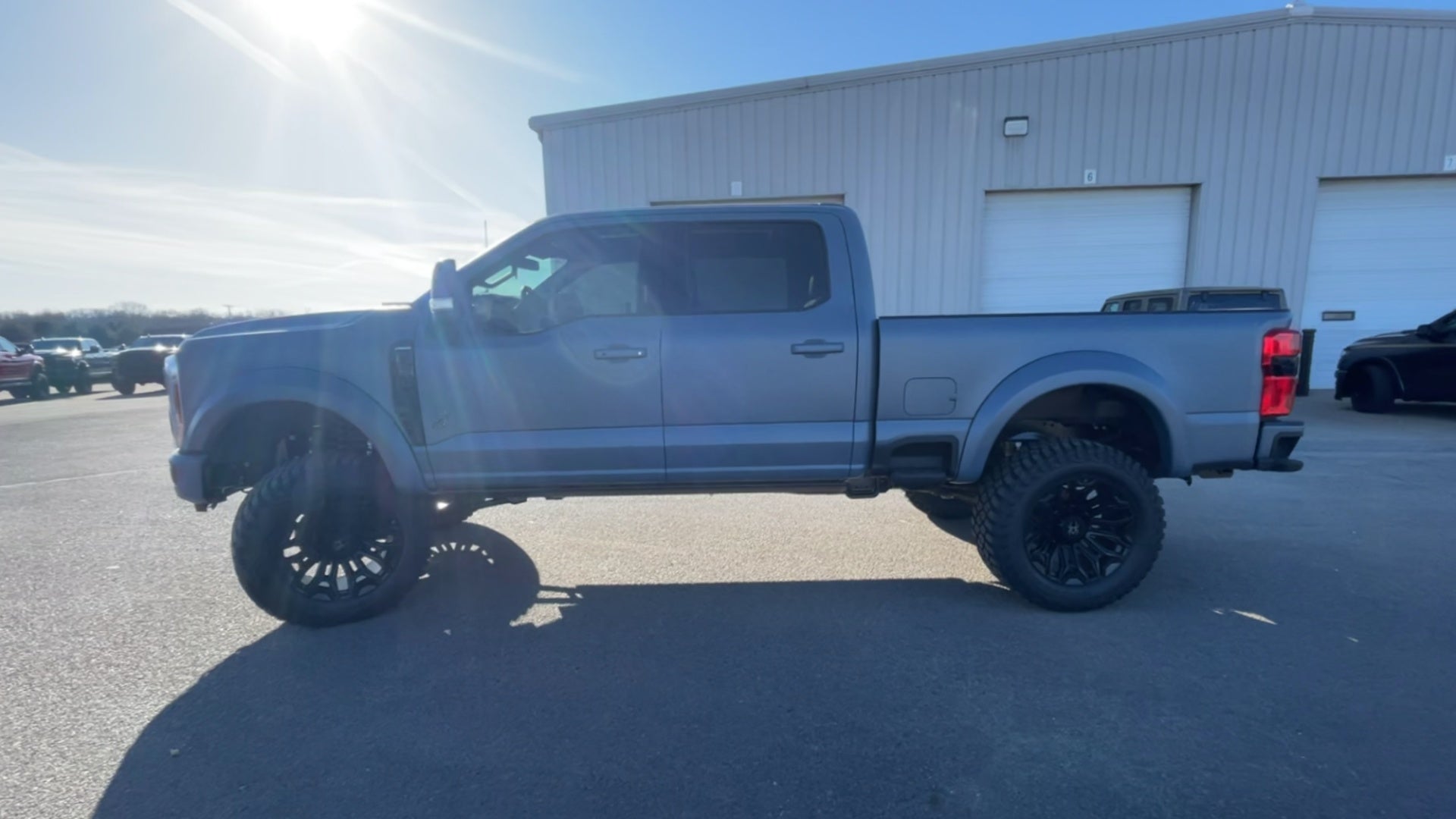 Vehicle Image 6