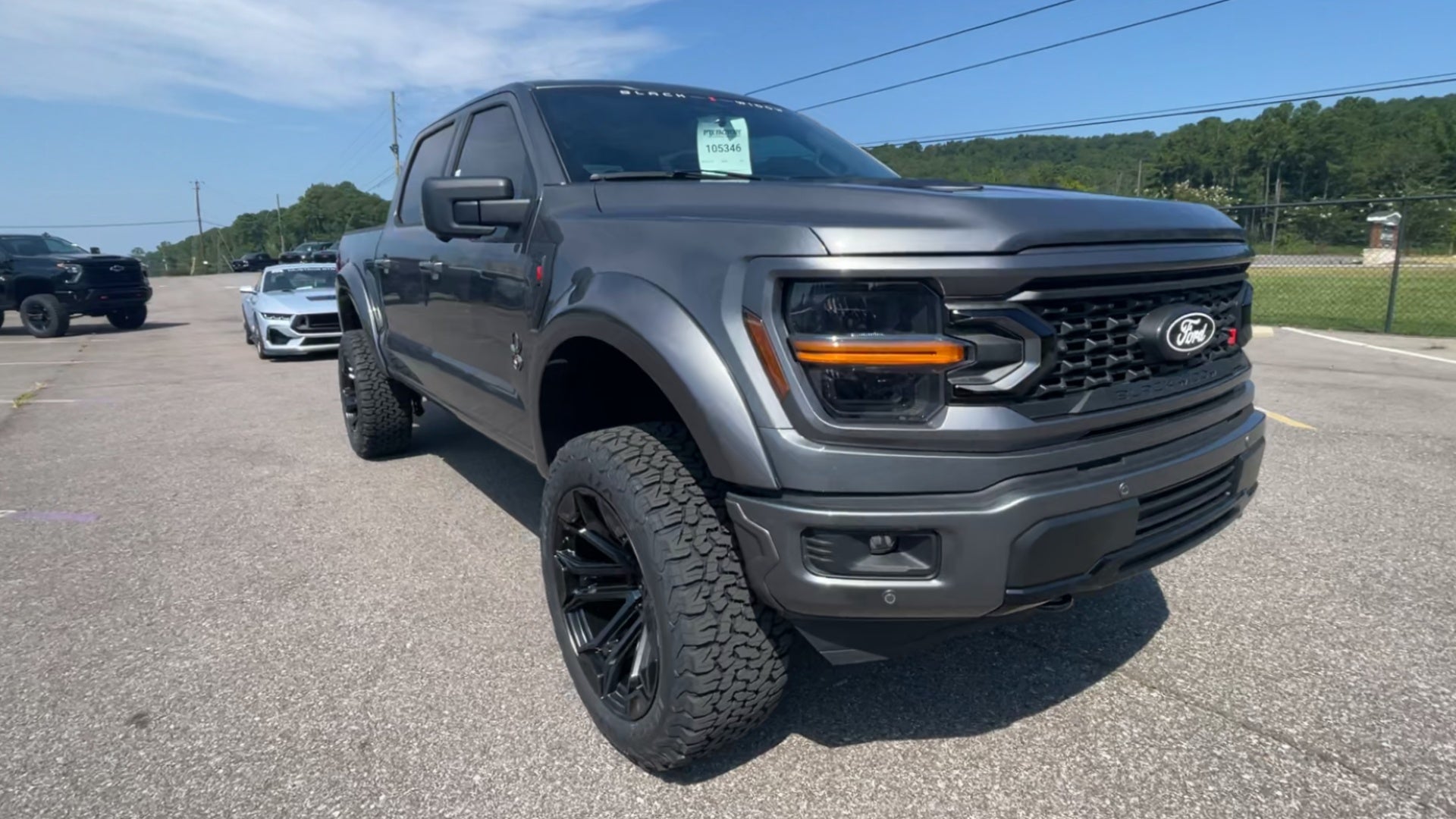 Vehicle Image 6
