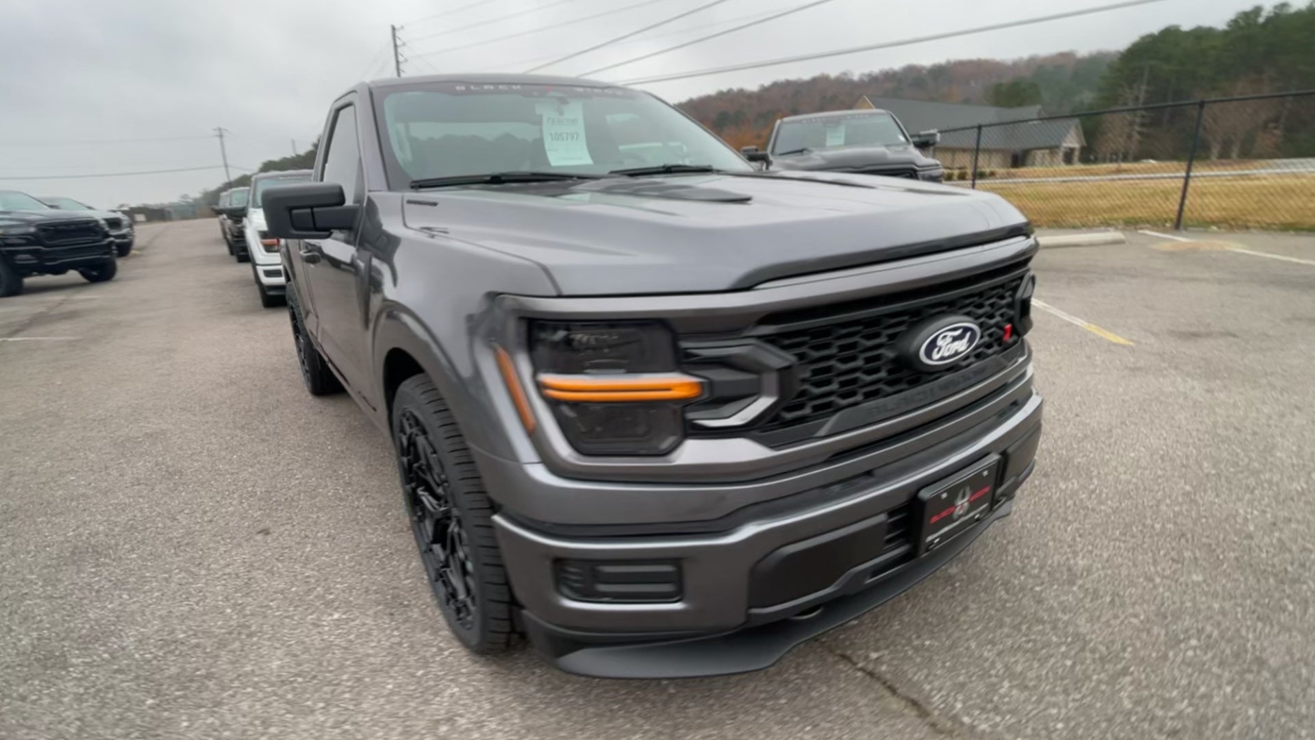 Vehicle Image 6