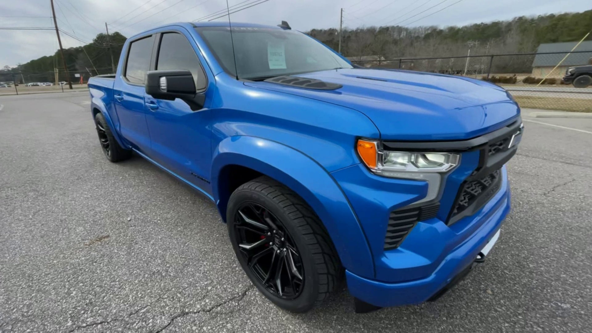 Vehicle Image 6