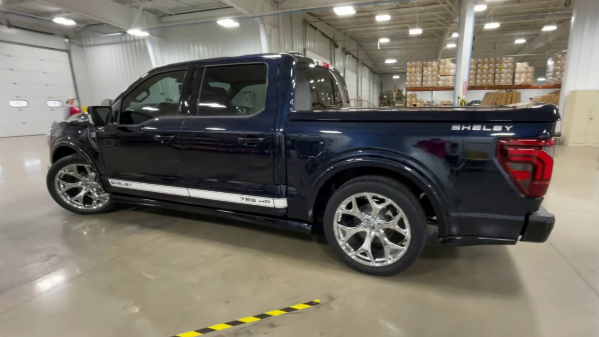 Vehicle Image 6