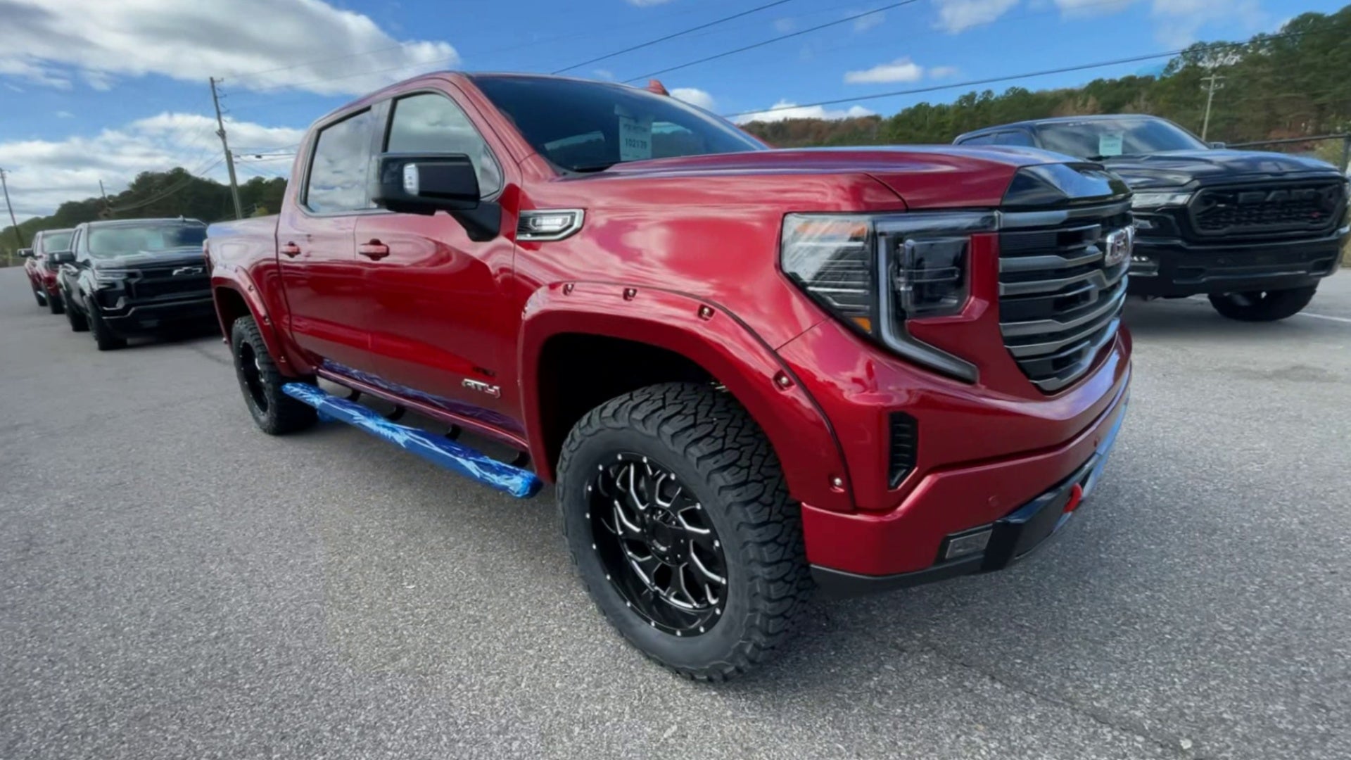 Vehicle Image 6