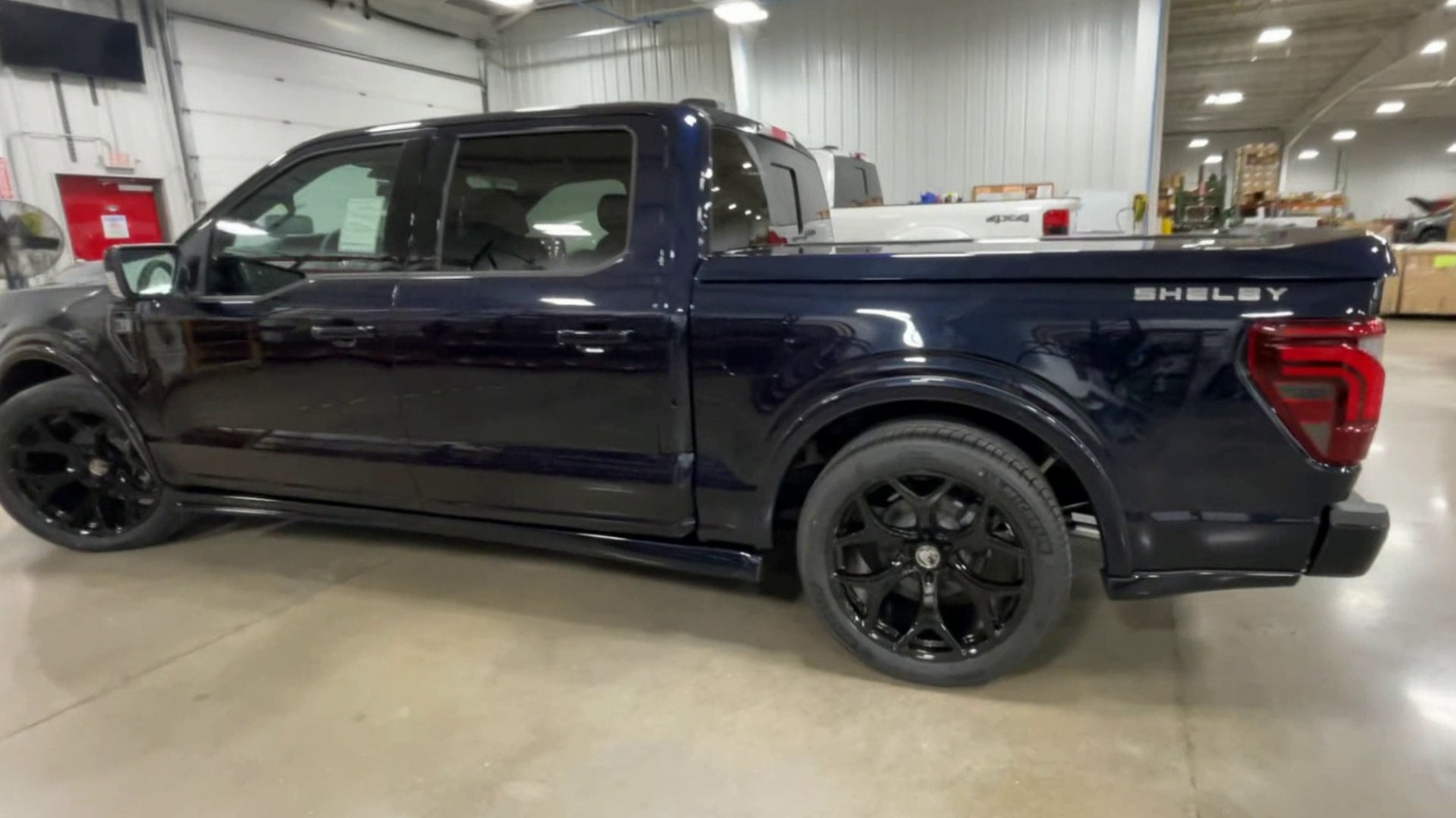 Vehicle Image 6