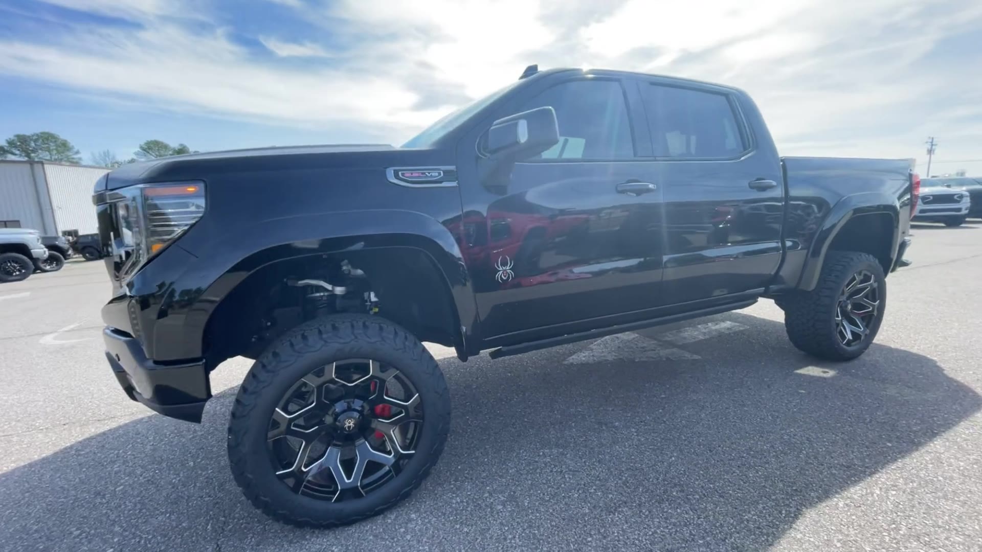 Vehicle Image 6