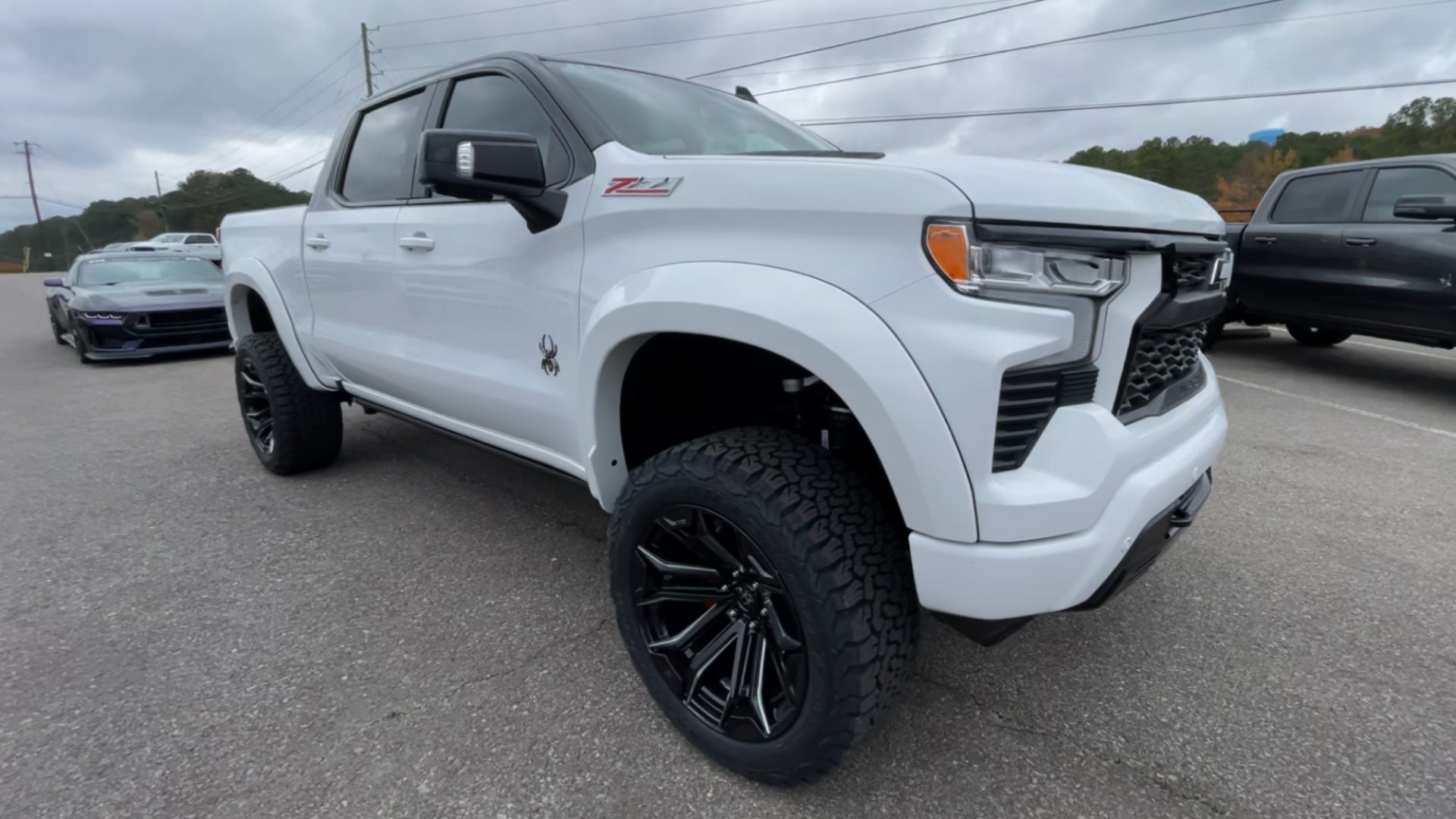Vehicle Image 6