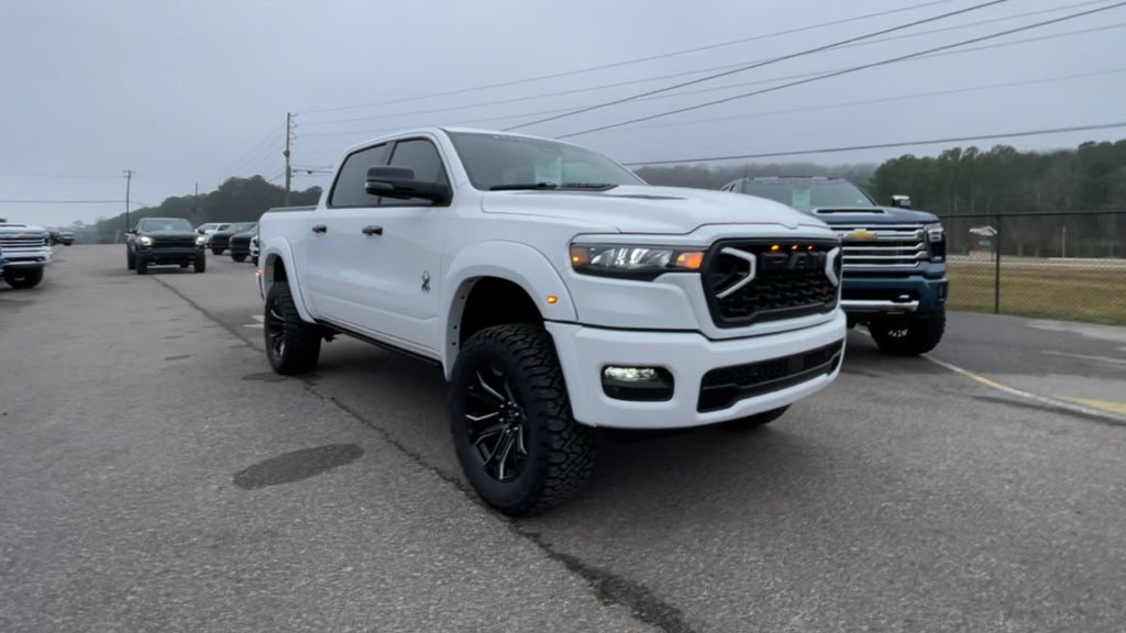 Vehicle Image 6