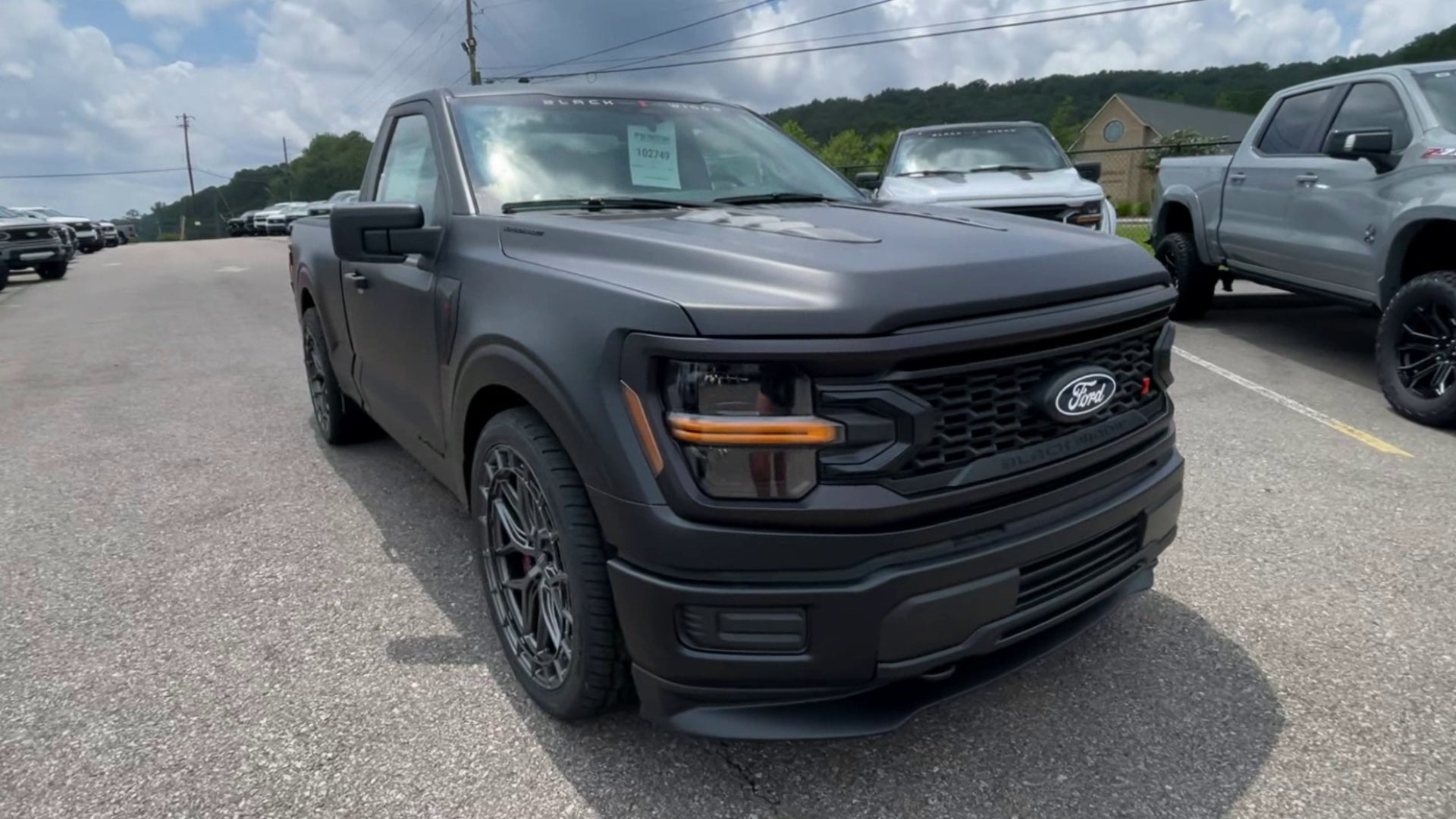 Vehicle Image 6