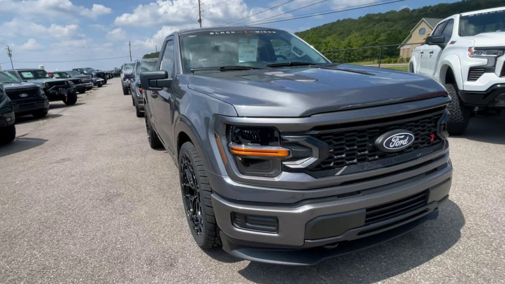 Vehicle Image 6