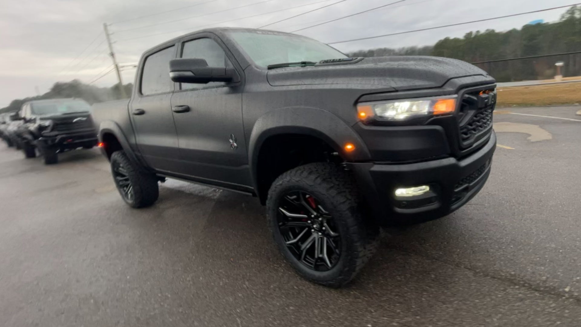 Vehicle Image 6