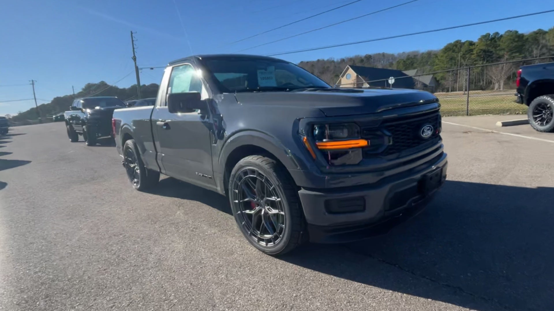 Vehicle Image 6