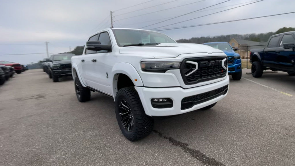 Vehicle Image 6