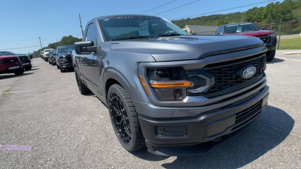 Vehicle Image 6