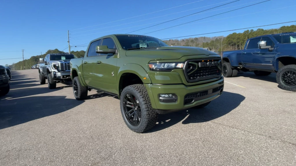 Vehicle Image 6