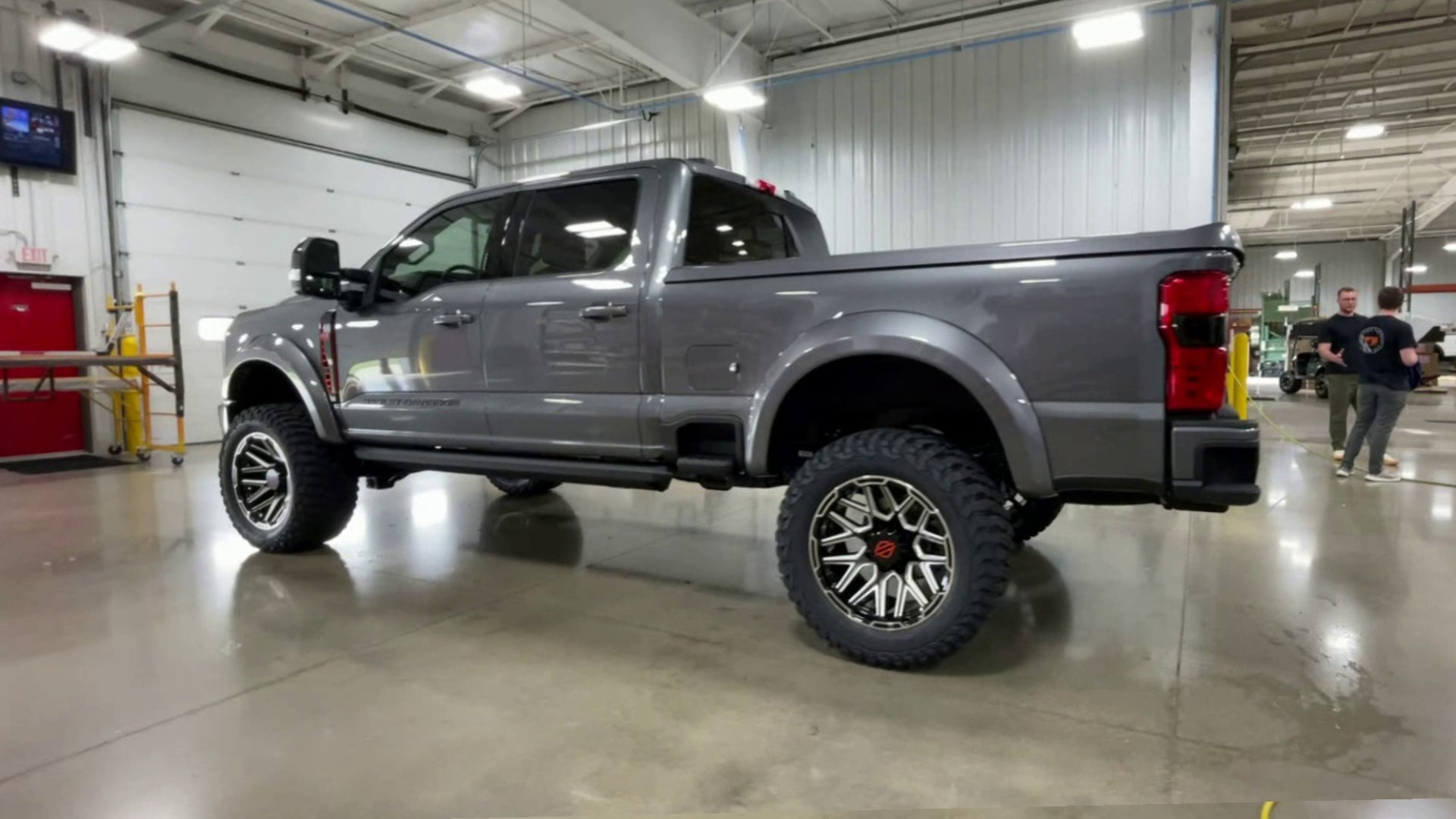Vehicle Image 6