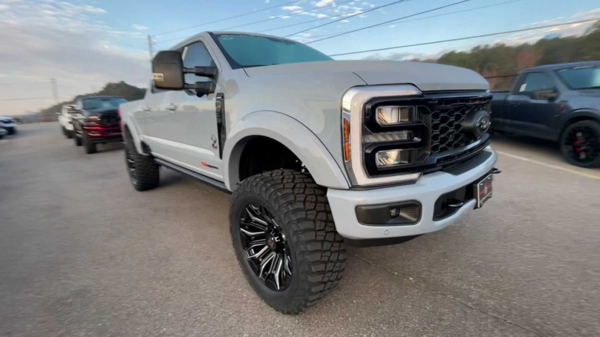 Vehicle Image 6