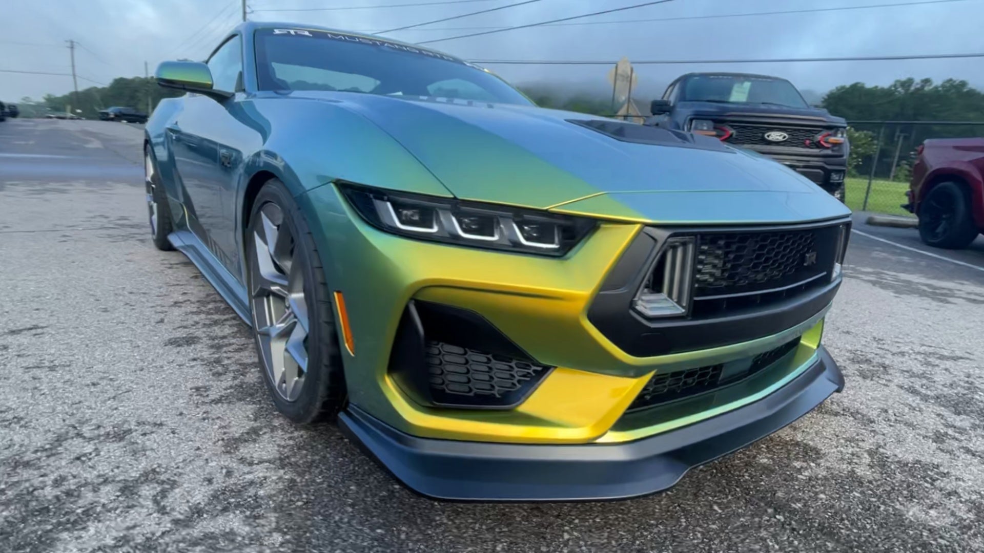 Vehicle Image 6
