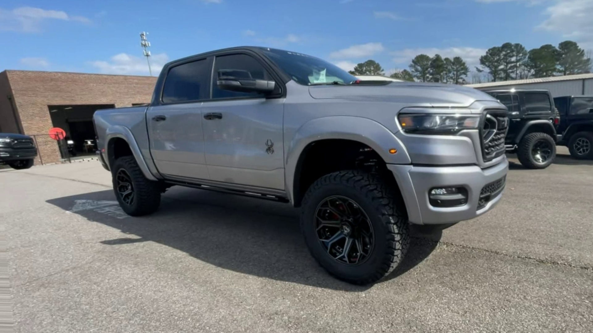 Vehicle Image 6