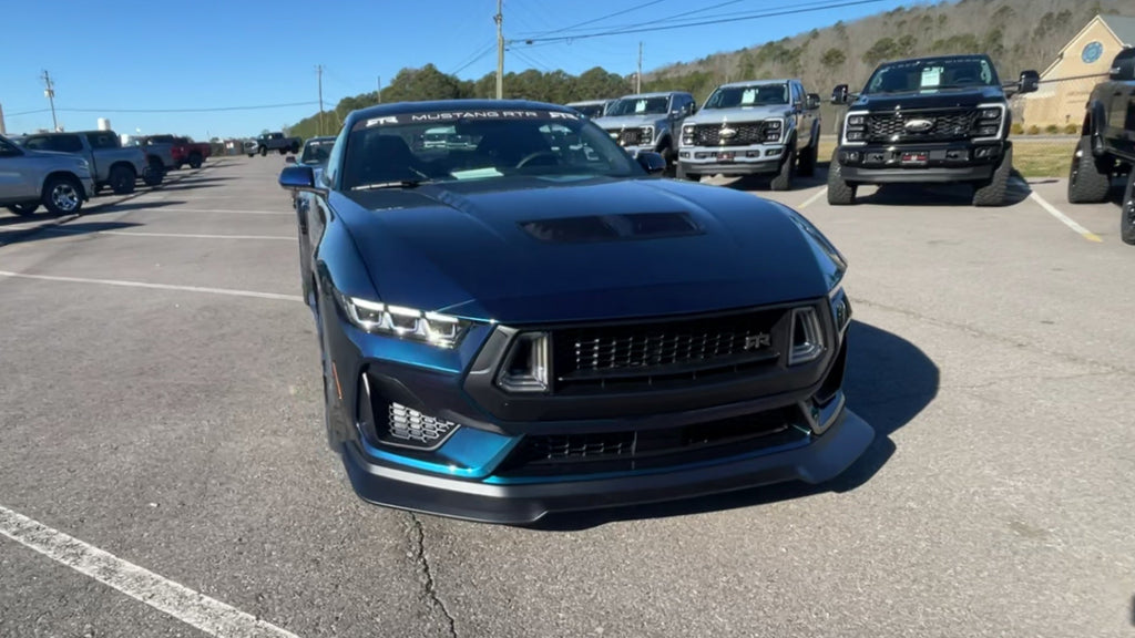 Vehicle Image 6
