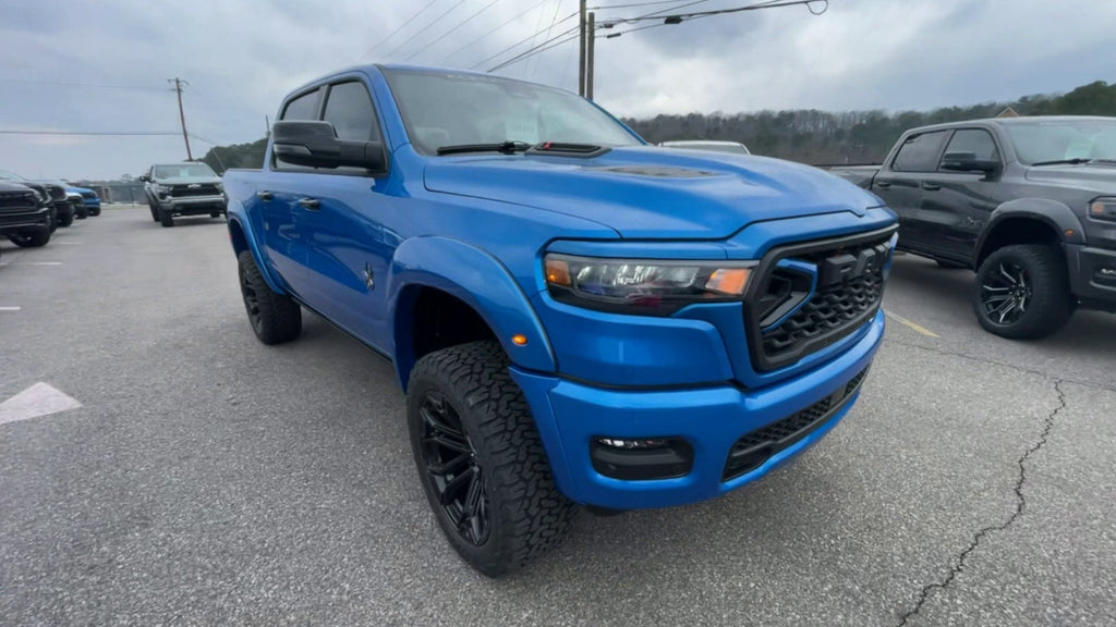 Vehicle Image 6