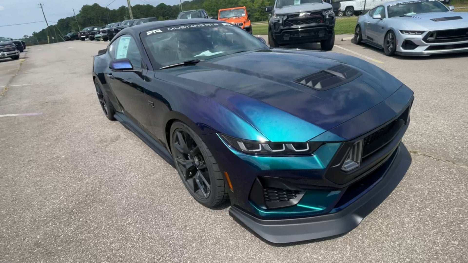 Vehicle Image 6