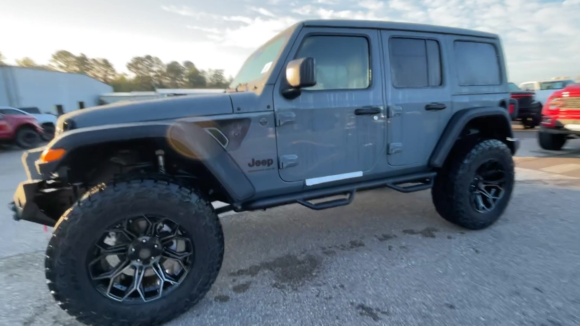 Vehicle Image 6
