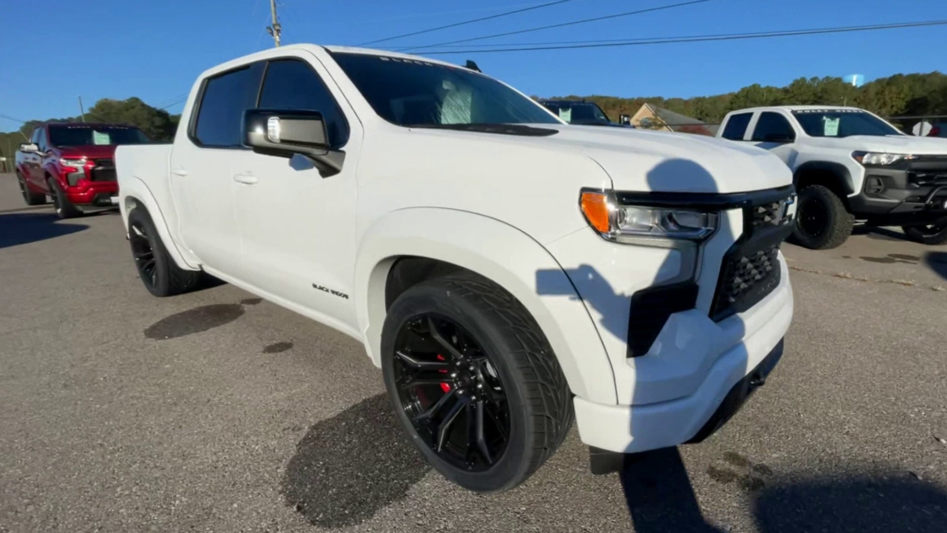 Vehicle Image 6
