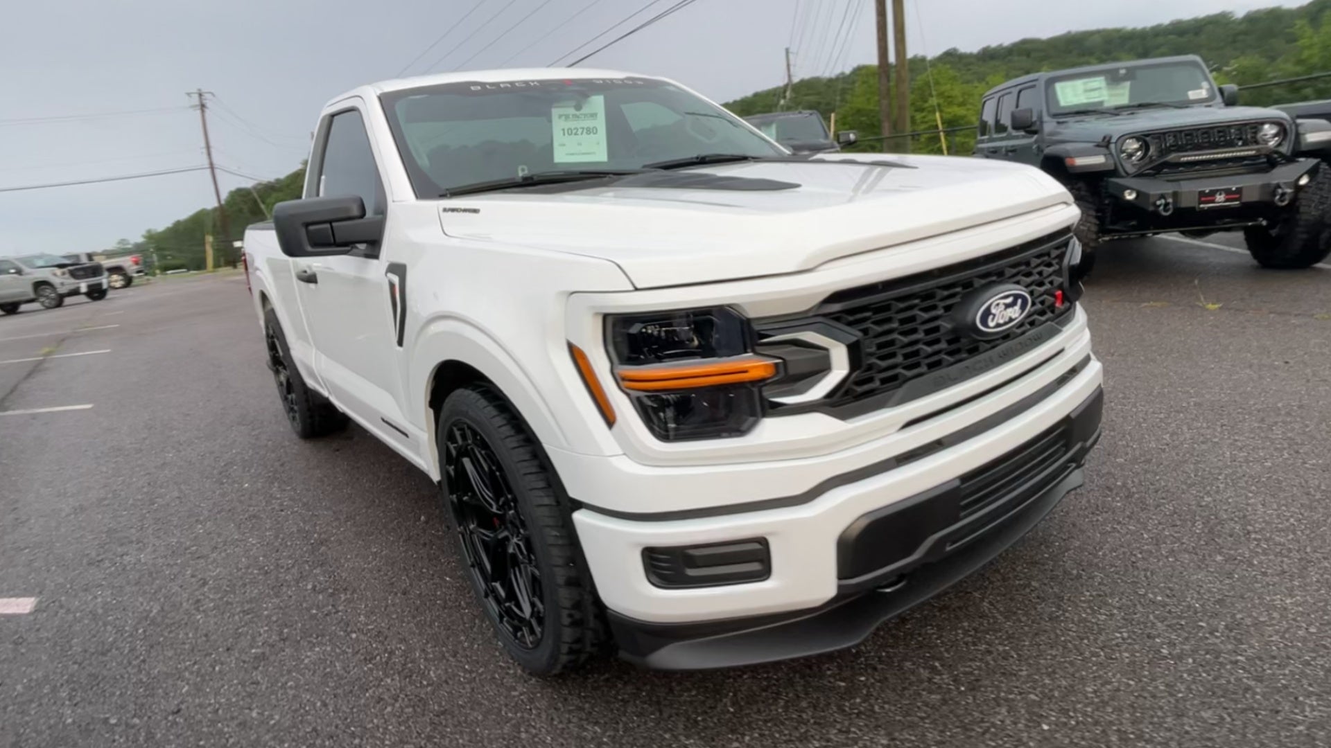 Vehicle Image 6