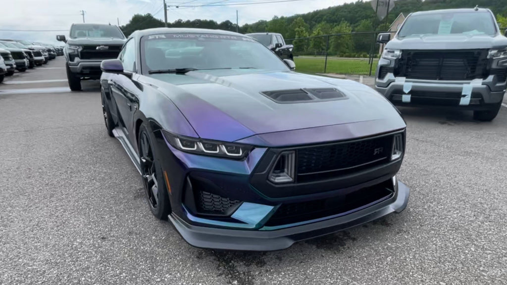 Vehicle Image 6