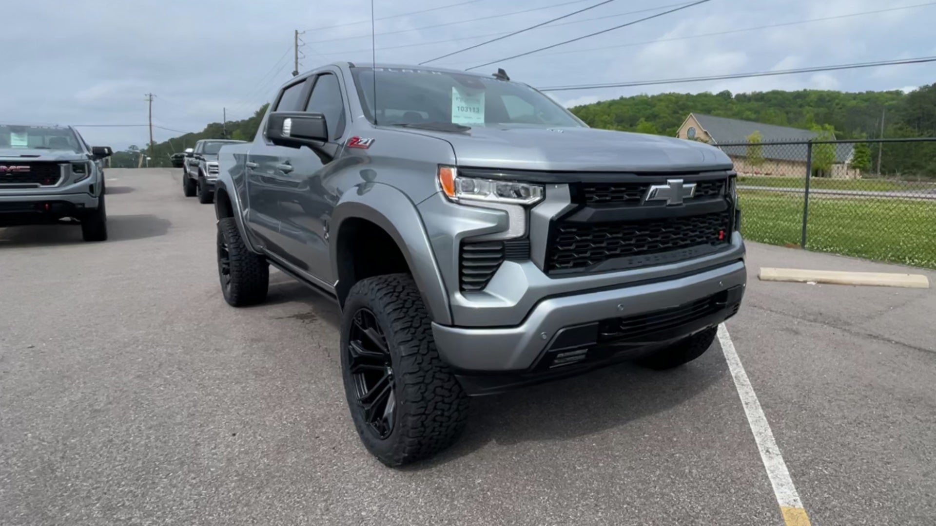 Vehicle Image 6