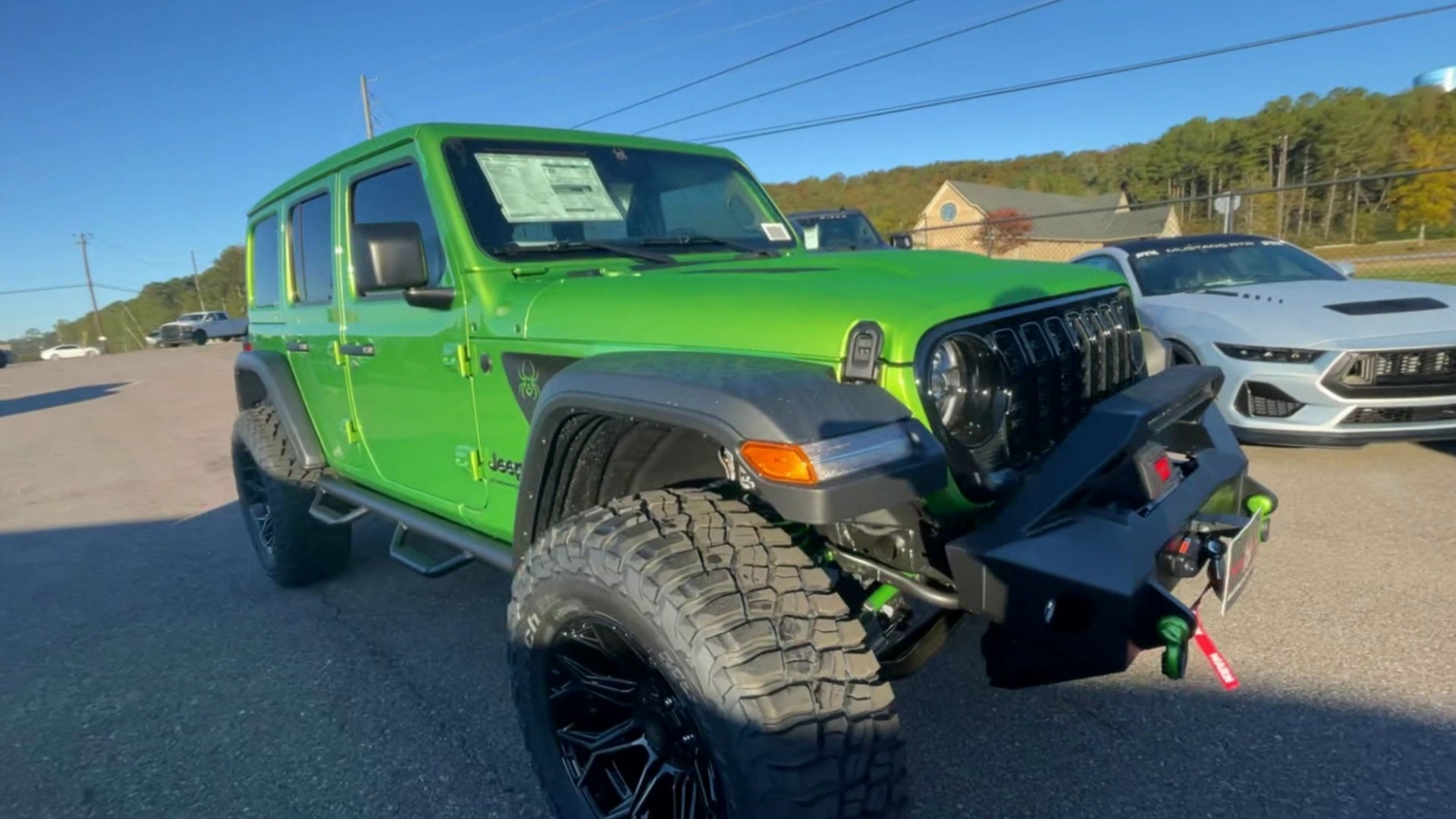 Vehicle Image 6
