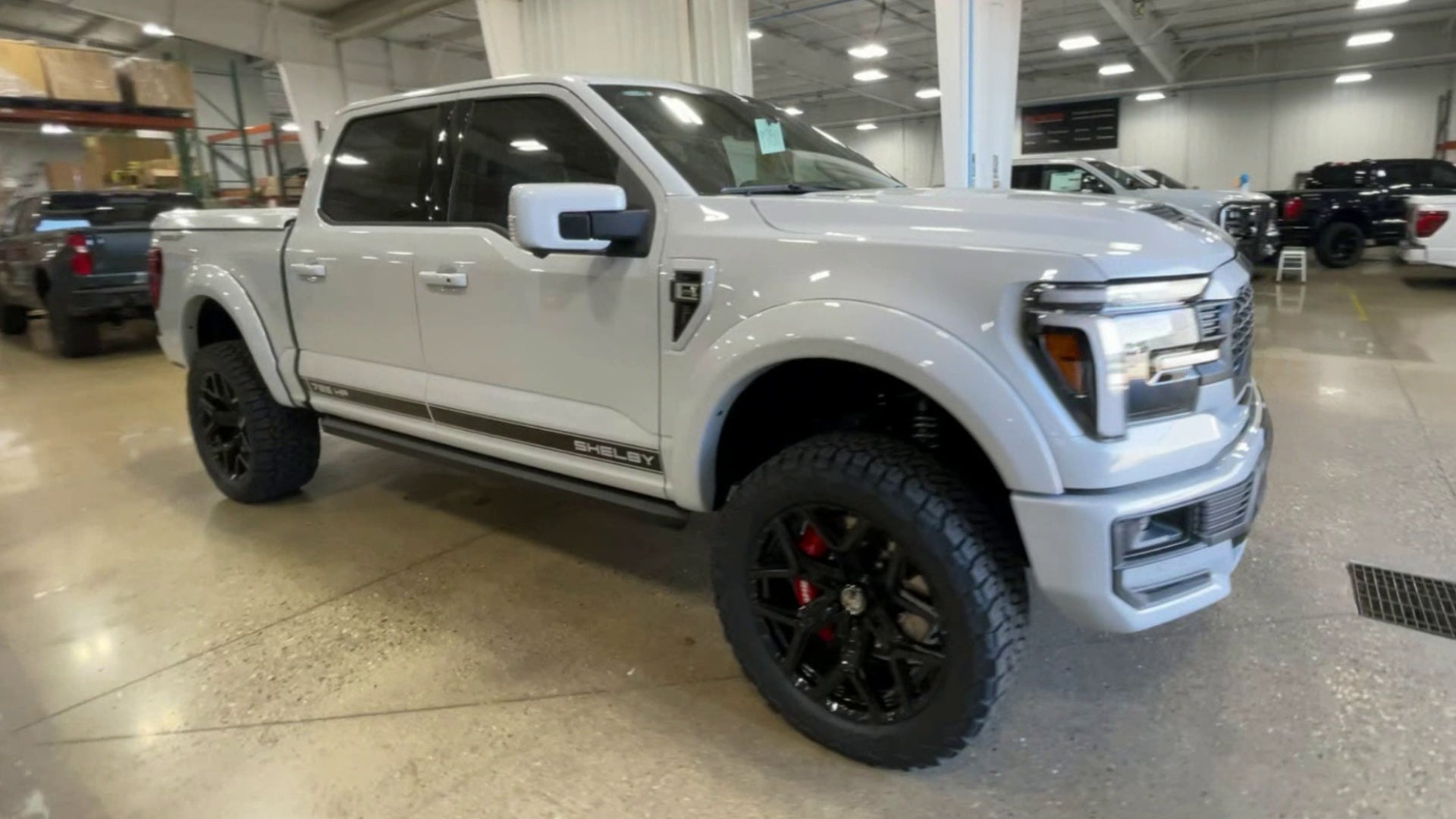 Vehicle Image 6