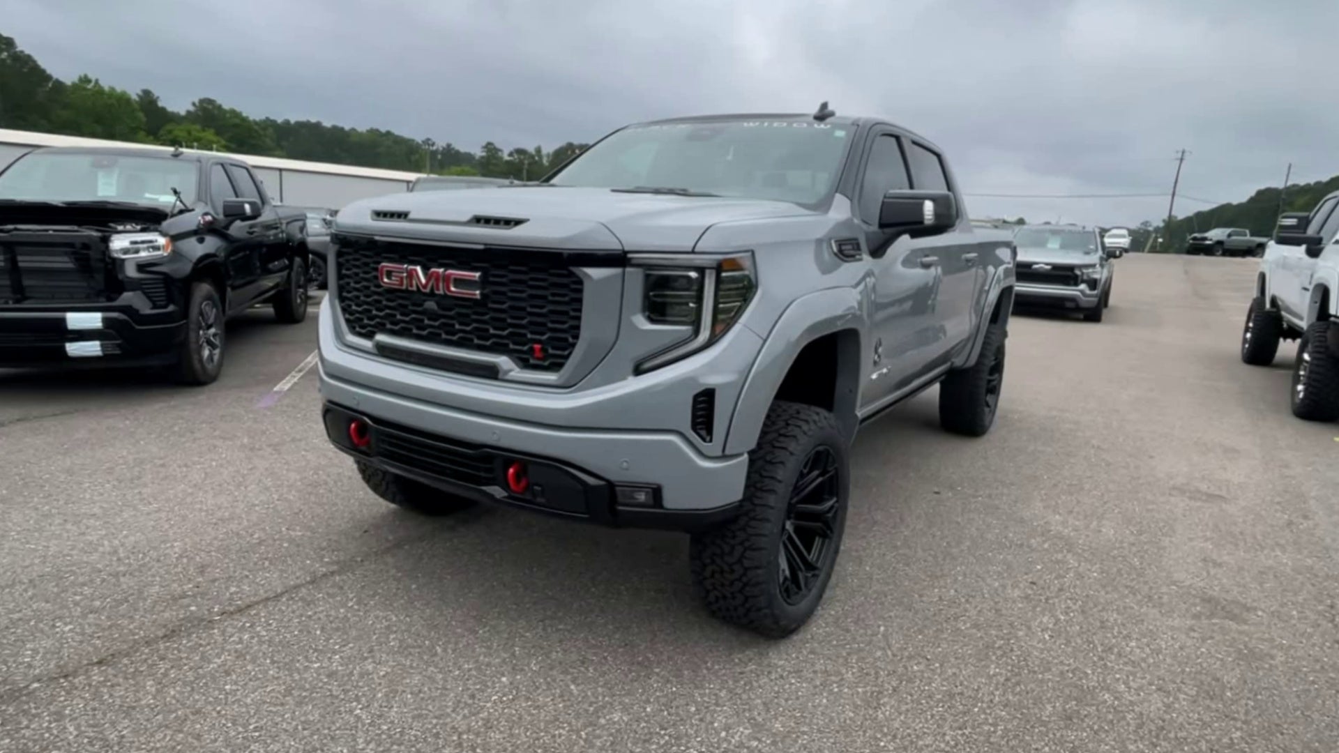 Vehicle Image 6
