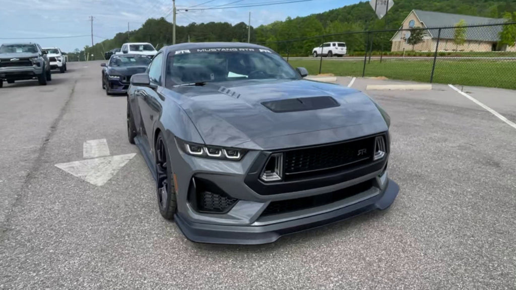 Vehicle Image 6