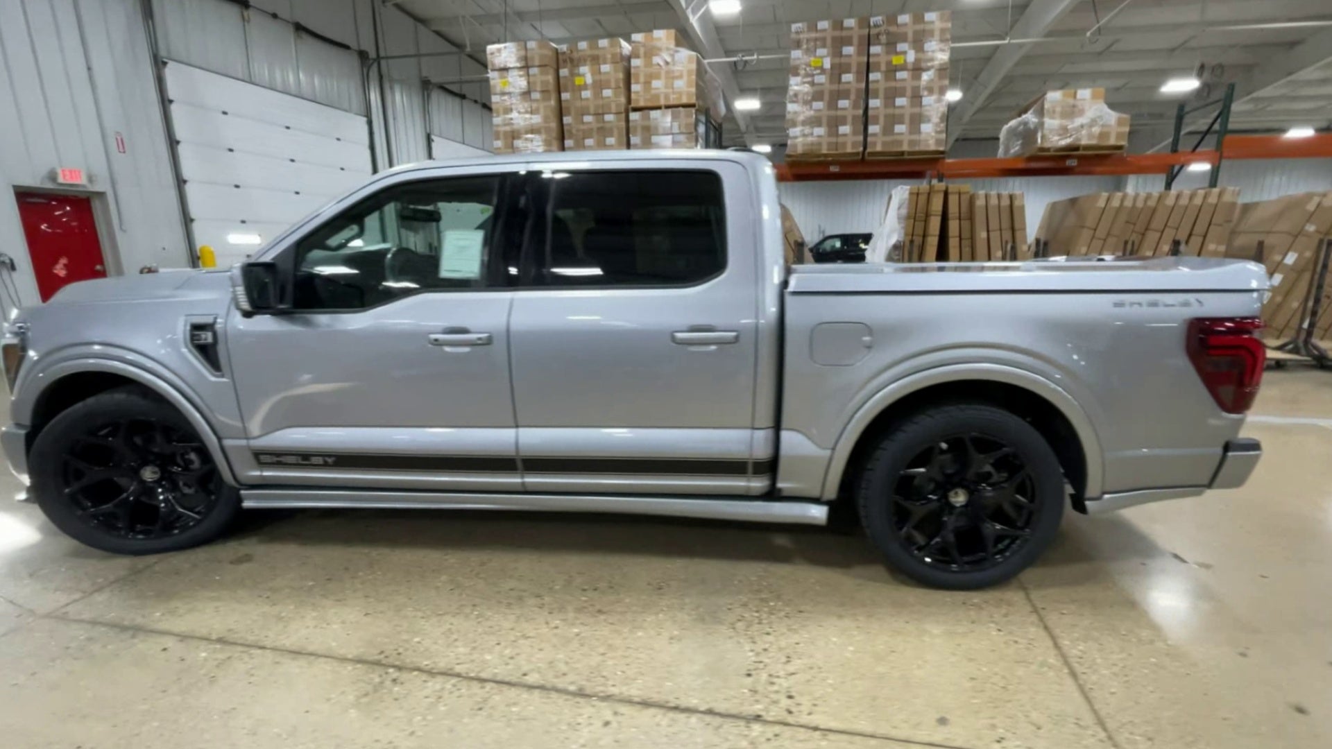 Vehicle Image 6