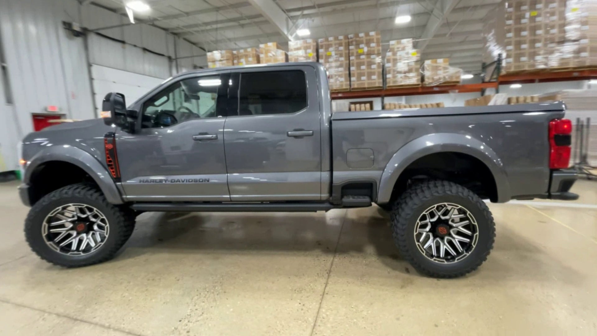 Vehicle Image 6