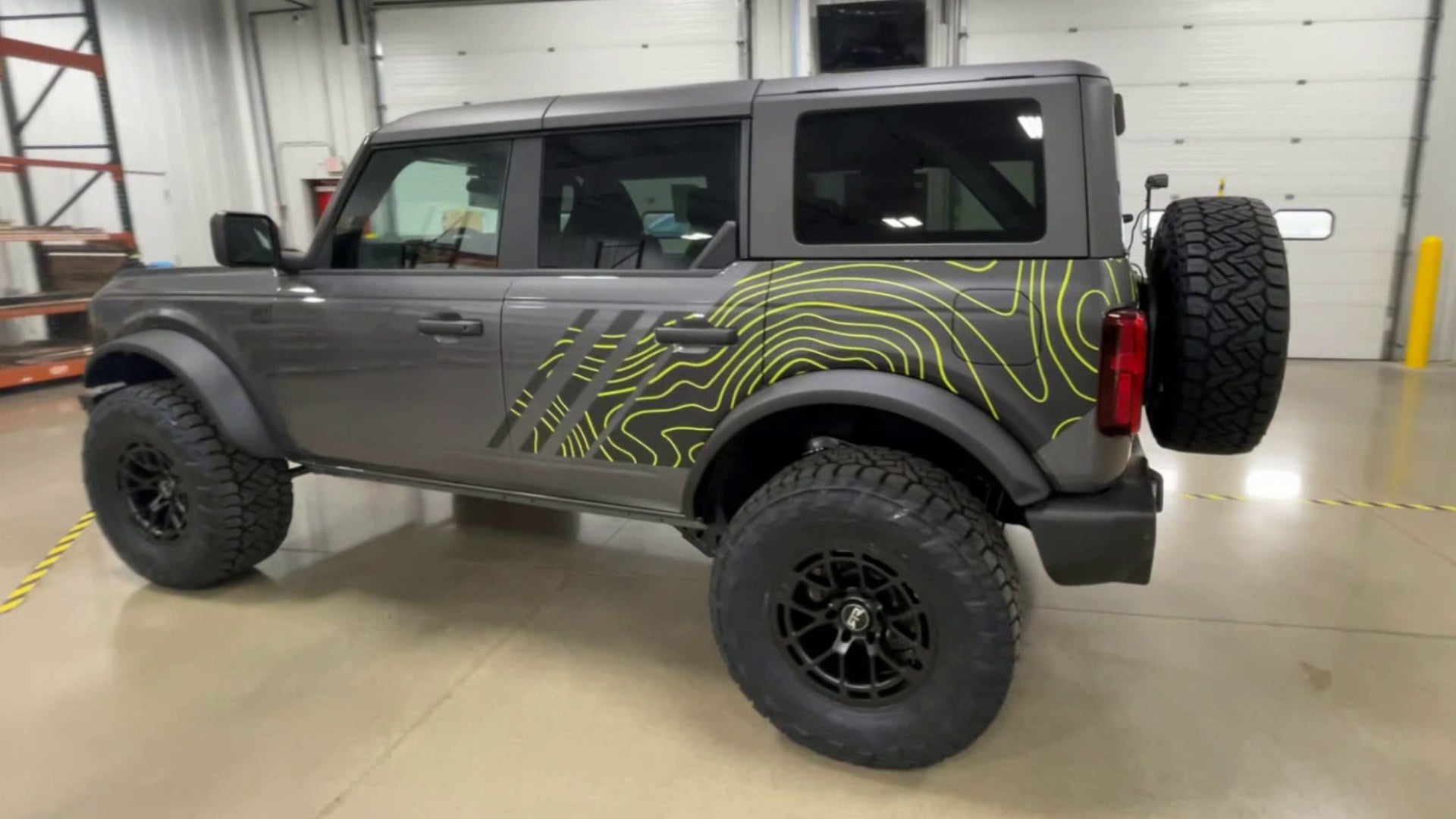 Vehicle Image 6