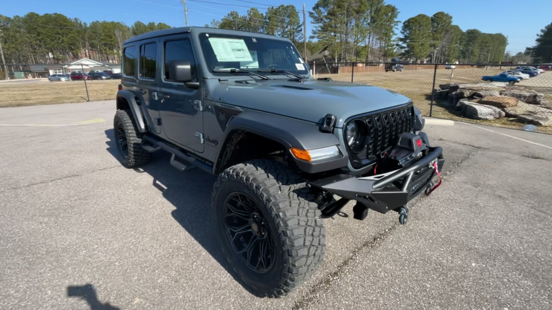 Vehicle Image 6
