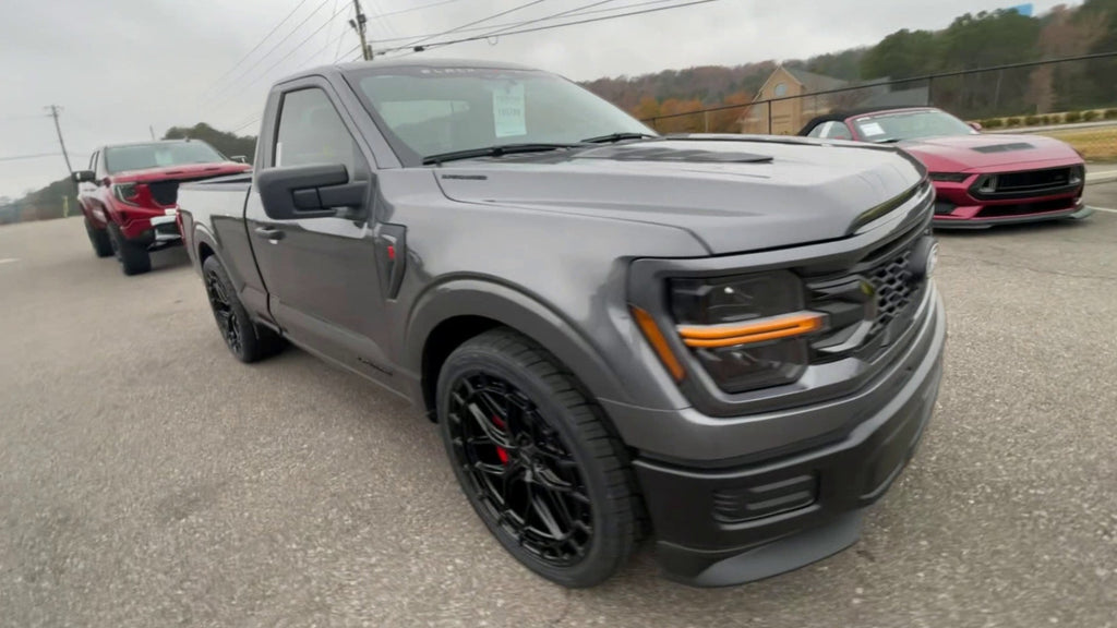 Vehicle Image 6