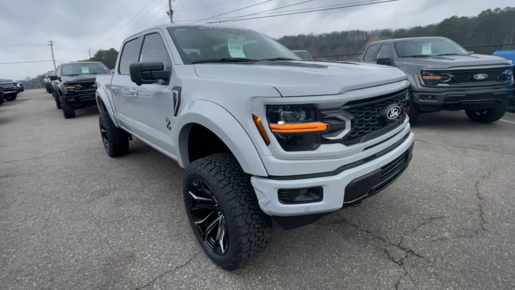 Vehicle Image 6