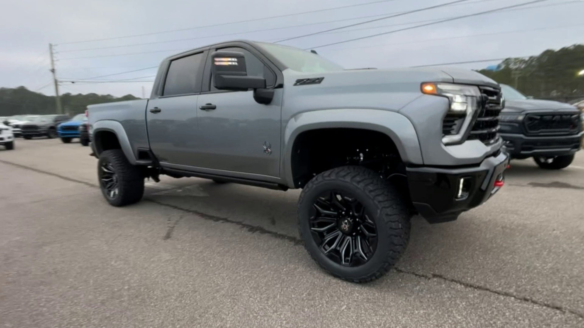 Vehicle Image 6