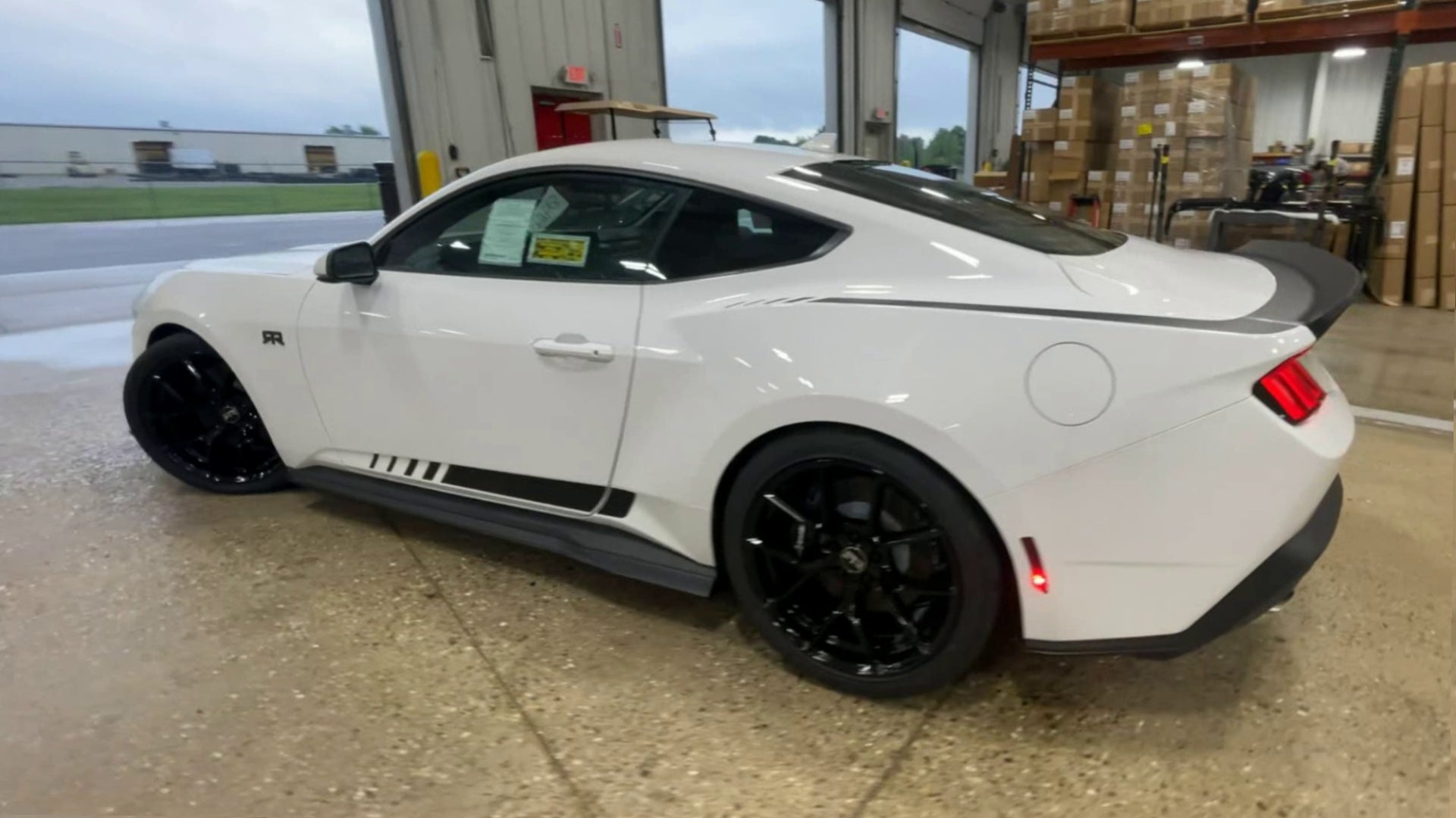 Vehicle Image 6
