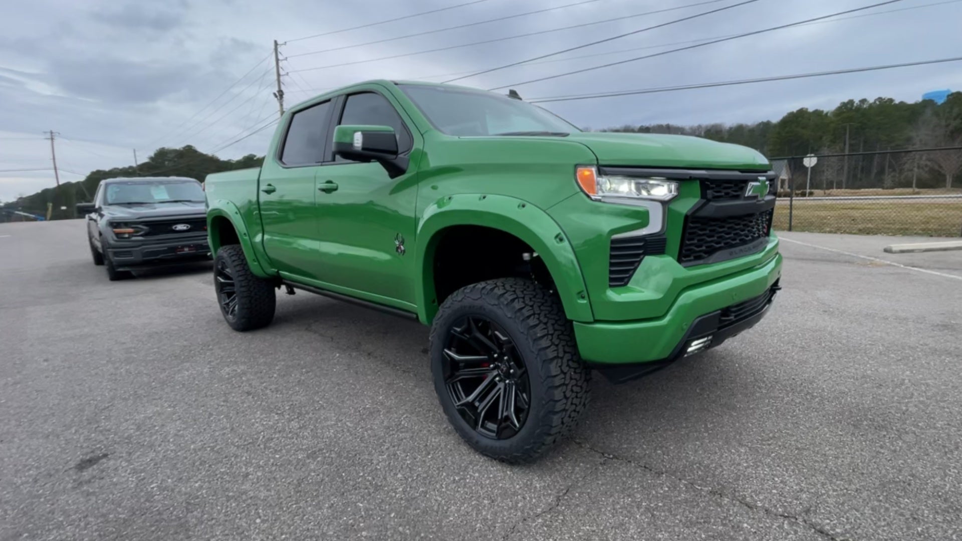Vehicle Image 6