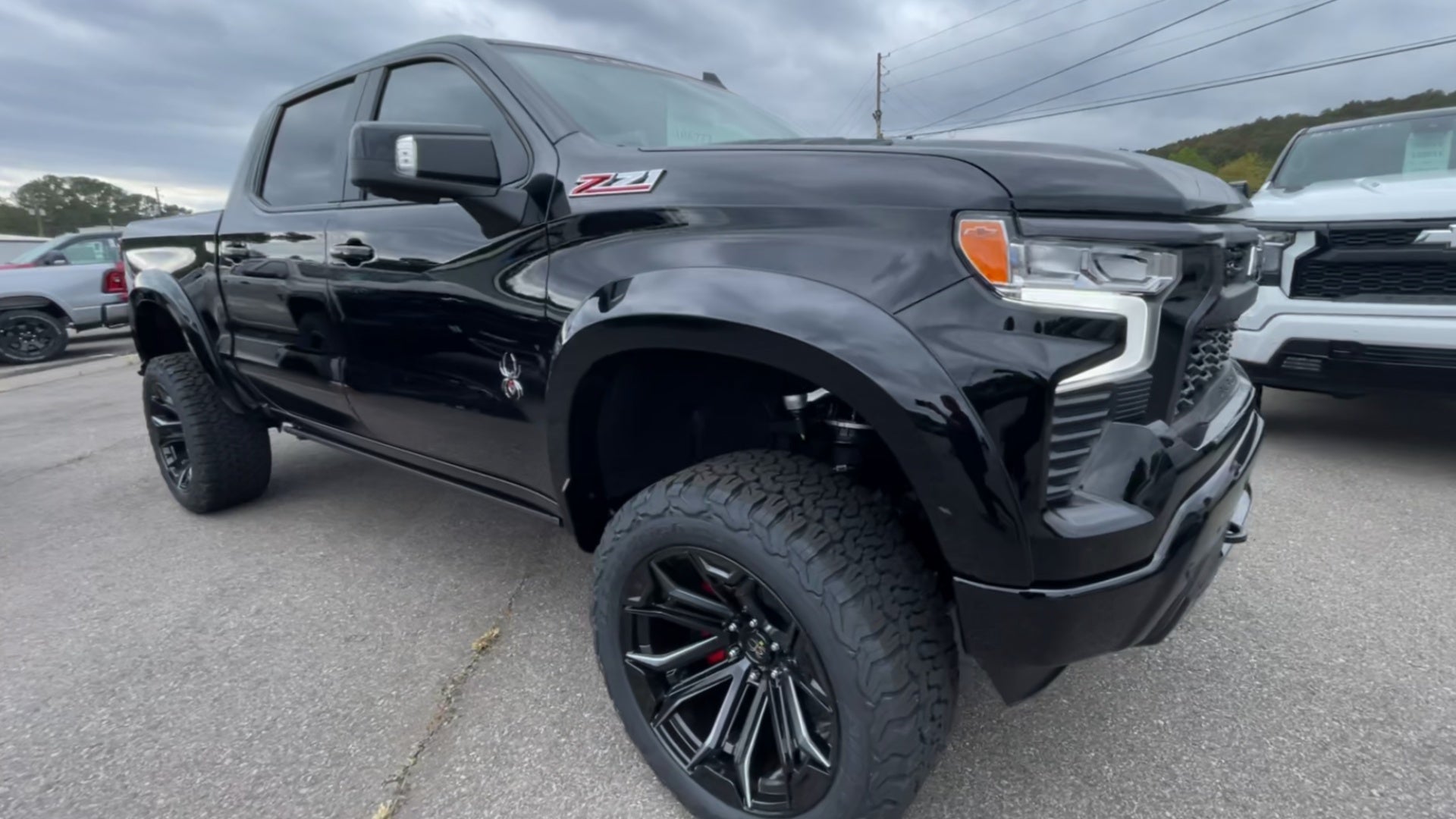 Vehicle Image 6