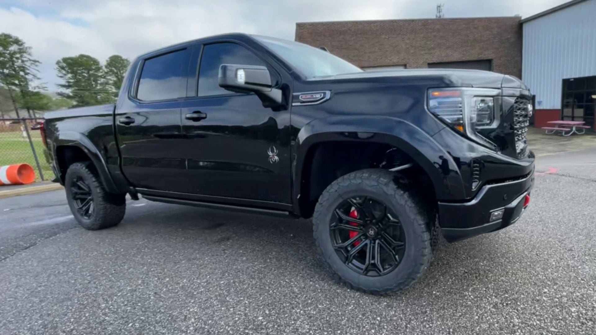 Vehicle Image 6