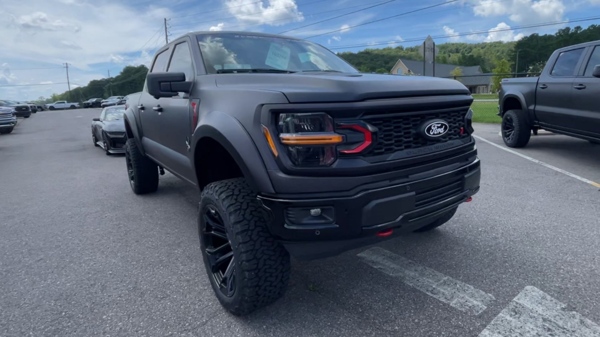 Vehicle Image 6