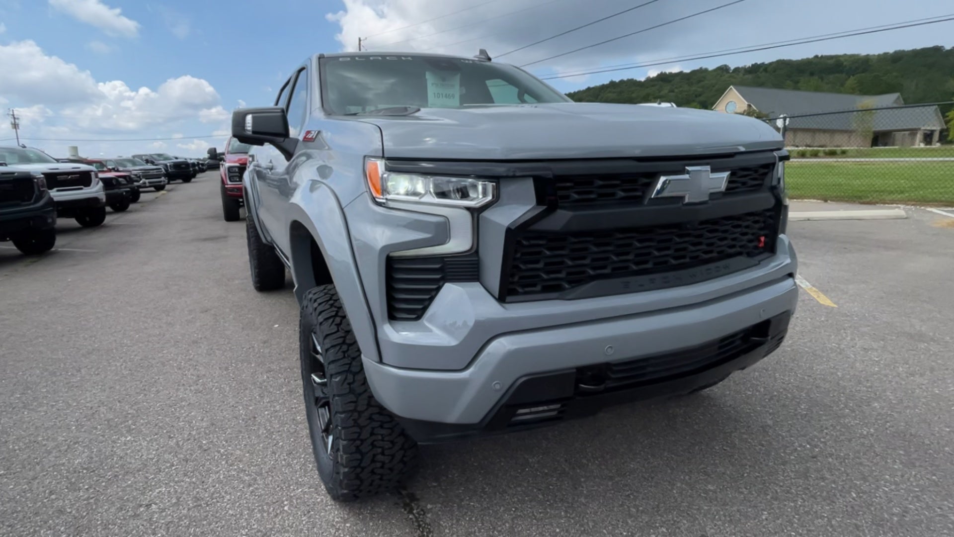 Vehicle Image 6