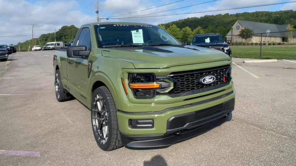 Vehicle Image 6