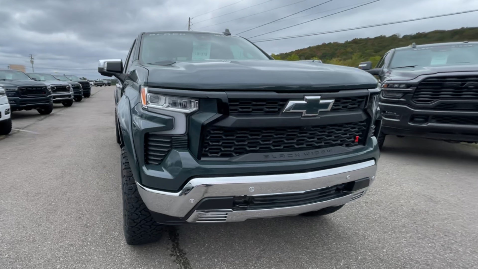 Vehicle Image 6